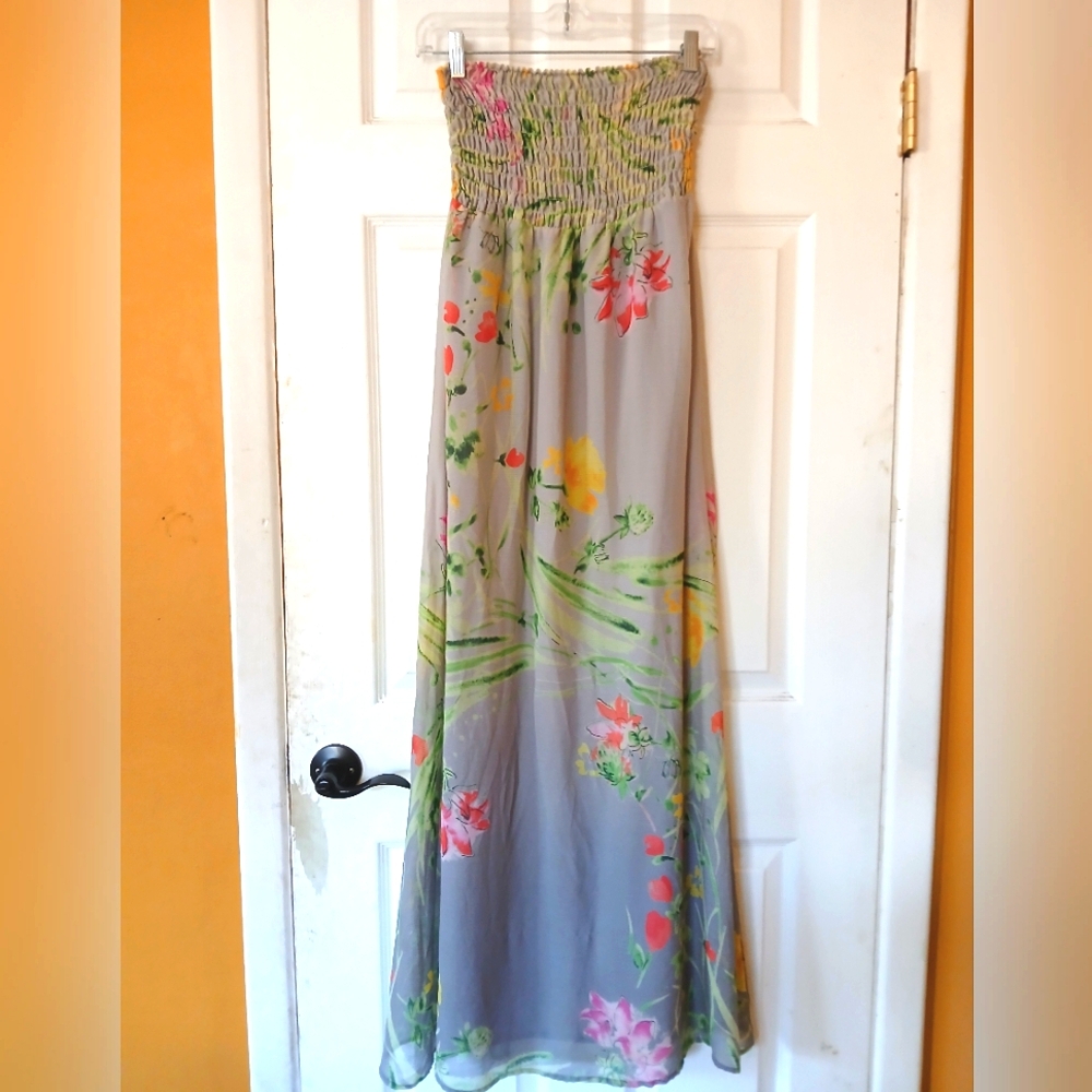 Gorgeous Strapless Floral Gray Maxi Dress